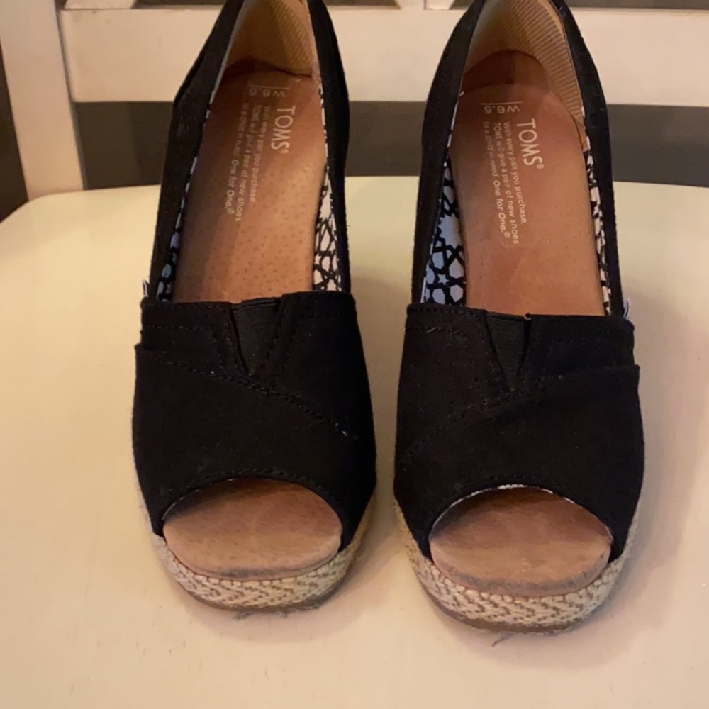 Toms Black Canvas Wedge
